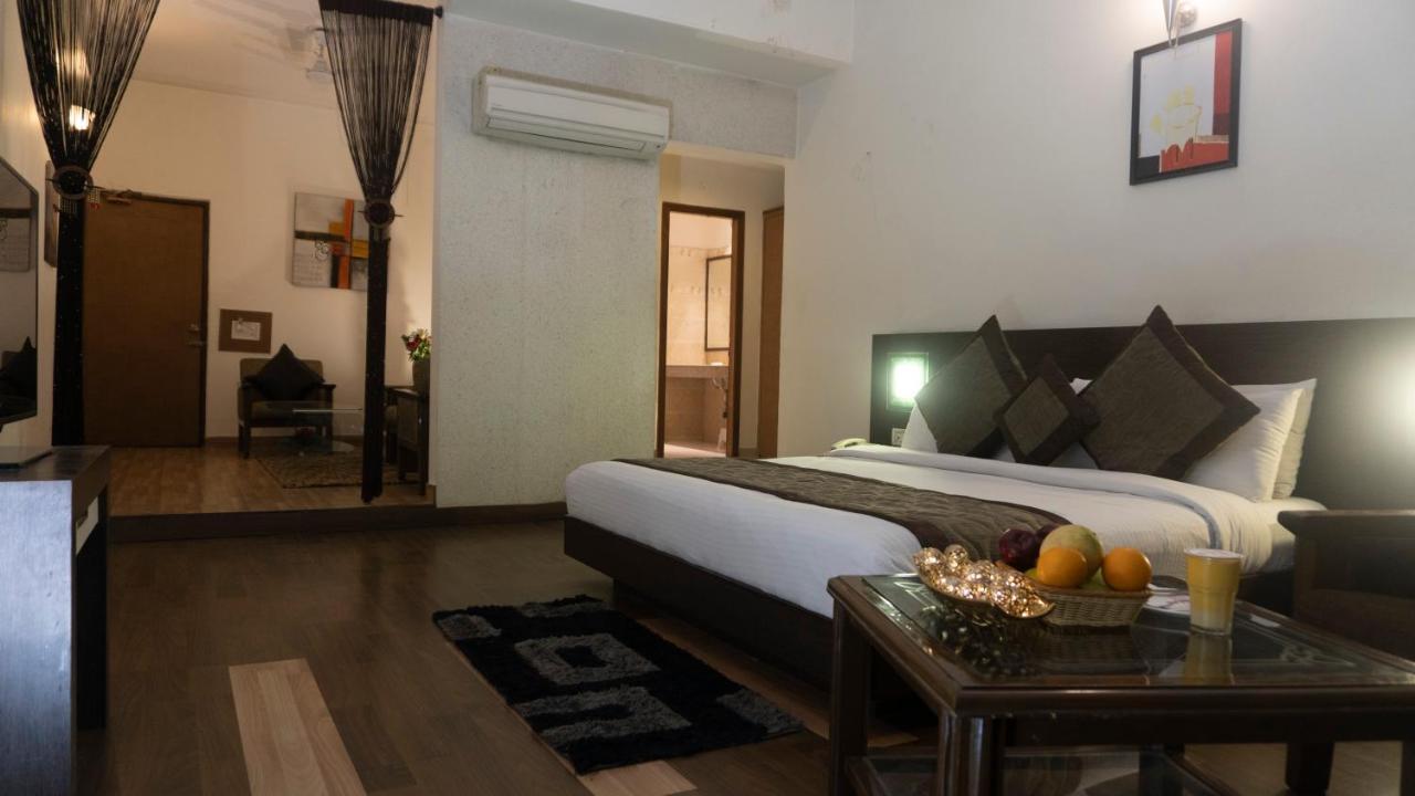Mg Regency Hotel Baddi Exterior photo