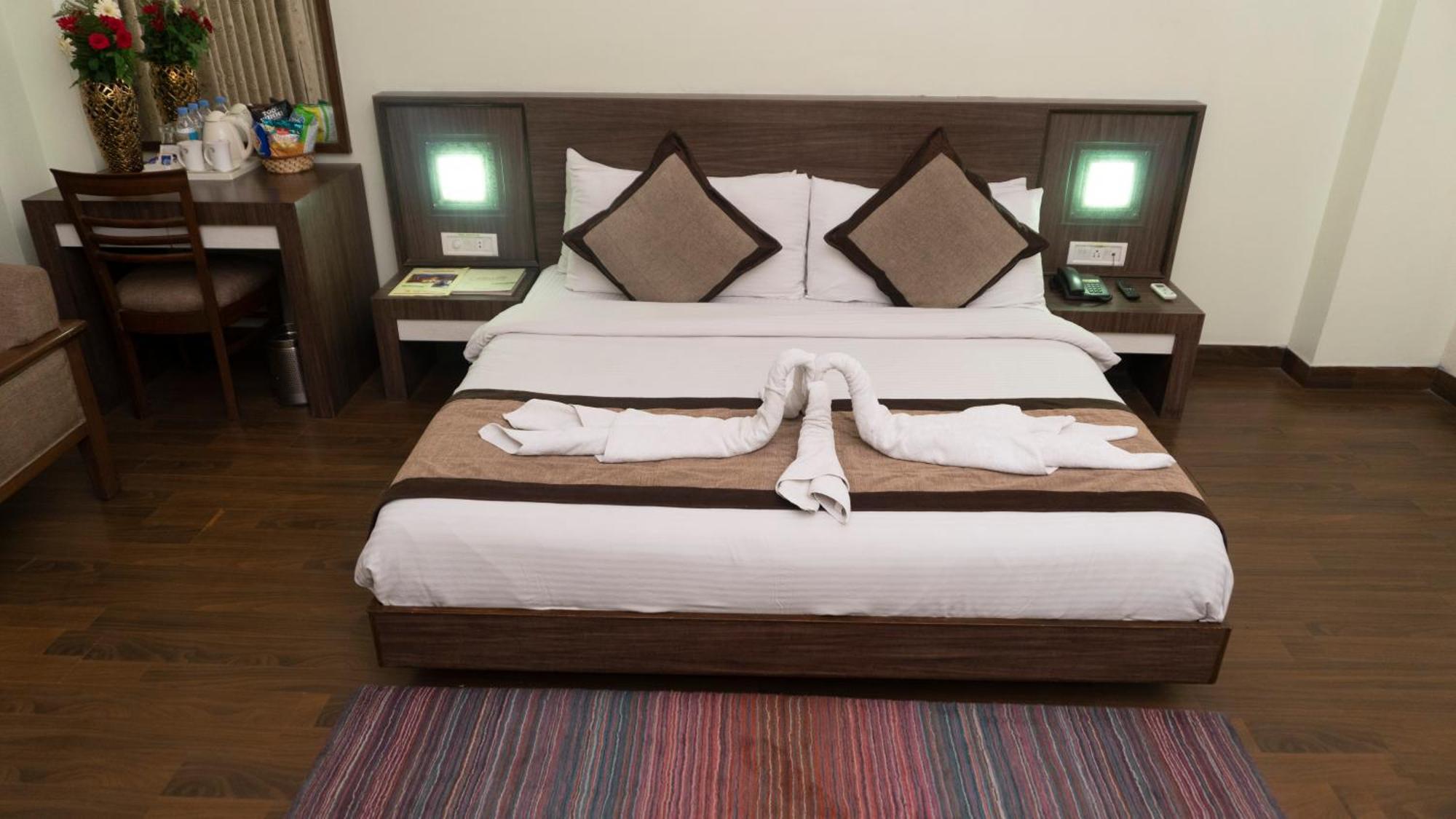 Mg Regency Hotel Baddi Exterior photo