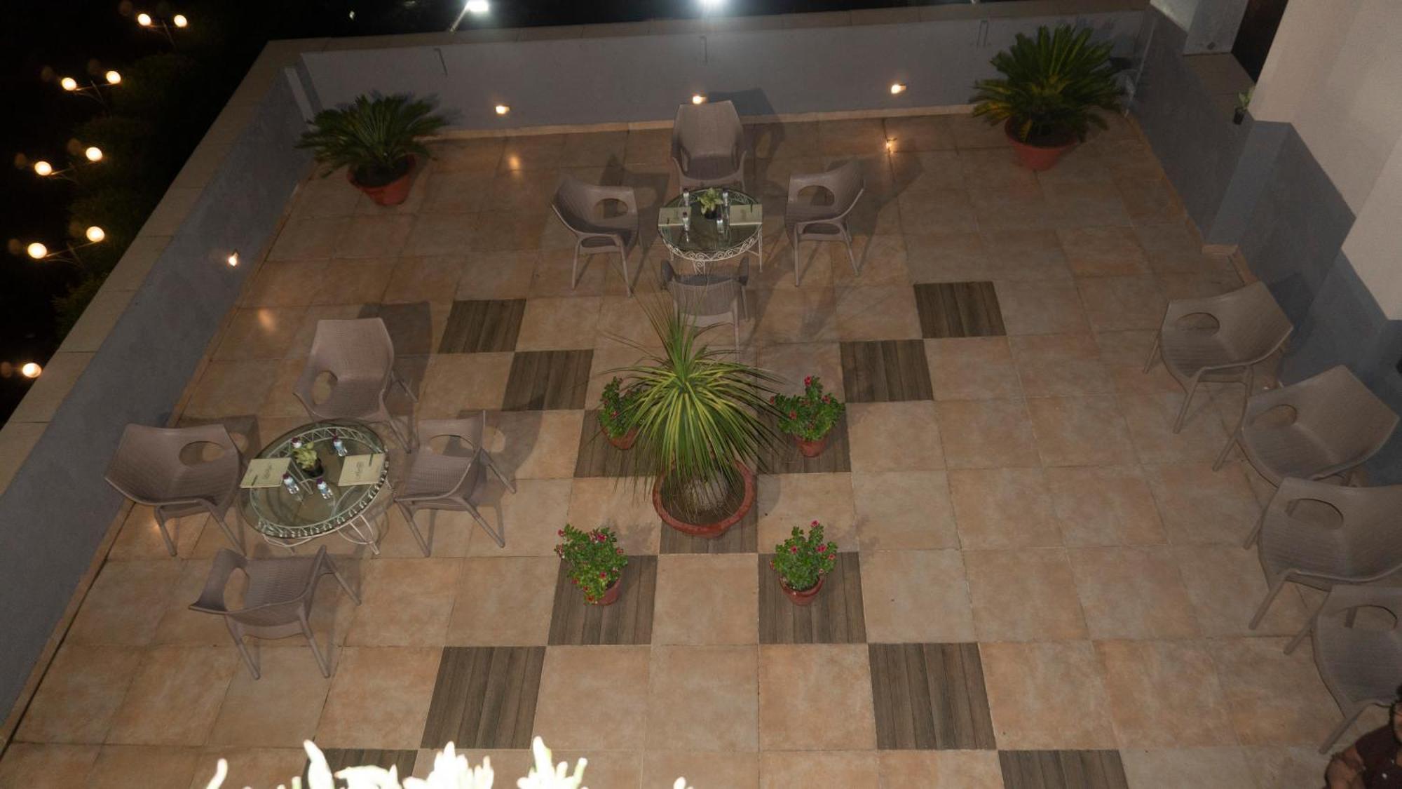 Mg Regency Hotel Baddi Exterior photo